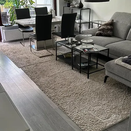 Weser Stadtwerder - Centrally Located In Apartment