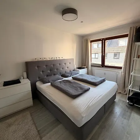 Weser Stadtwerder - Centrally Located In Bremen