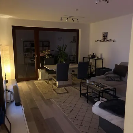 Weser Stadtwerder - Centrally Located In Apartment